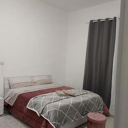 Nyaraló Da Lory *
